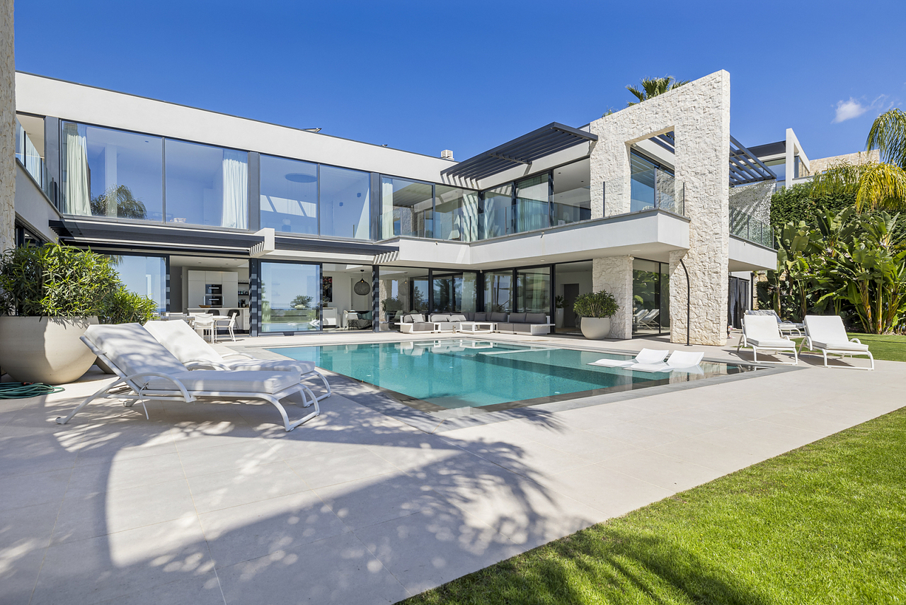 5 bedroom Villa te koop in Benahavis