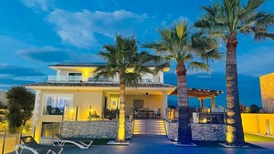 4 soverom Villa til salgs i Alfas del Pi