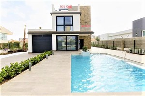 3 bedroom Villa for sale in Playa Honda