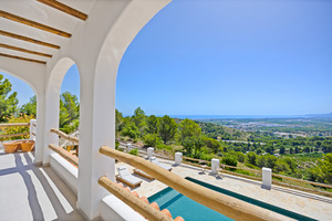 4 bedroom Villa for sale in Oliva