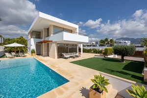 4 bedroom Villa for sale in La Nucia