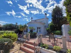 3 bedroom Villa for sale in Gata de Gorgos