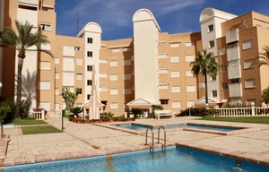 Unfurnished apartment for long term rental in Javea Arenal