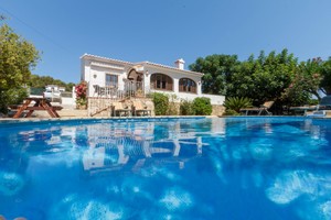 3 bedroom Villa to rent in Javea