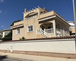 7 bedroom Villa for sale in Ciudad Quesada