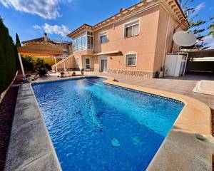 5 bedroom Villa for sale in Benferri