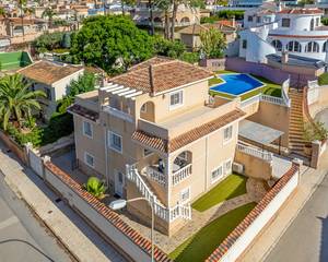 7 bedroom Villa for sale in Ciudad Quesada
