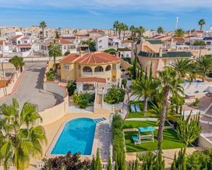 5 bedroom Villa for sale in Ciudad Quesada