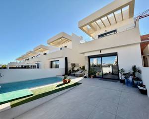 3 bedroom Villa for sale in Los Montesinos