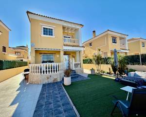 3 bedroom Villa for sale in Guardamar del Segura