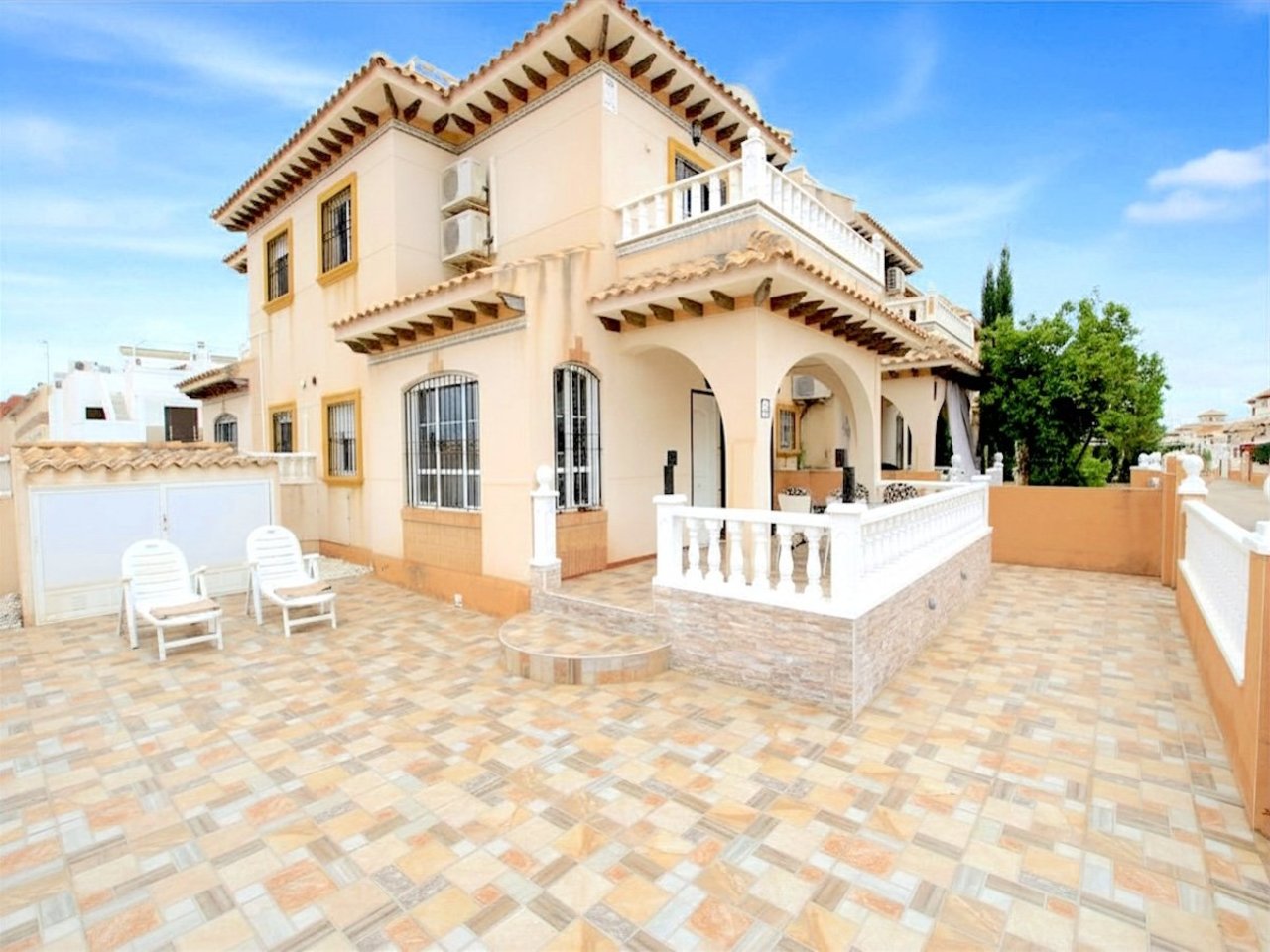 3 bedroom Townhouse for sale in Cabo Roig