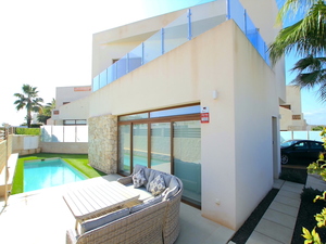 3 bedroom Villa te koop in Benijofar