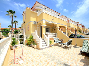 3 bedroom Villa for sale in Algorfa