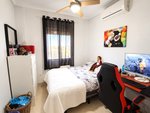 4 bedroom Townhouse for sale in Daya Vieja