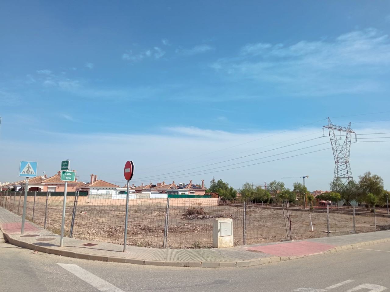 Plot for sale in Los Montesinos