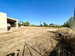 4 bedroom Finca for sale in Elche