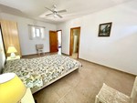 4 bedroom Villa for sale in Daya Nueva