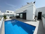 4 bedroom Rijtjes Huis te koop in Dolores