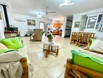 4 bedroom Villa for sale in Daya Nueva