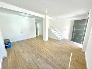 3 bedroom Townhouse for sale in Daya Vieja