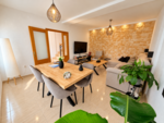 3 bedroom Townhouse for sale in Daya Nueva