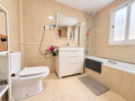 3 bedroom Townhouse for sale in Daya Nueva