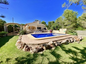 4 bedroom Villa to rent in Javea