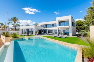 6 slaapkamers Villa te koop in Orihuela Costa