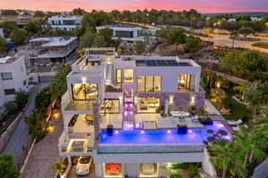4 bedroom Villa for sale in Las Colinas Golf Resort