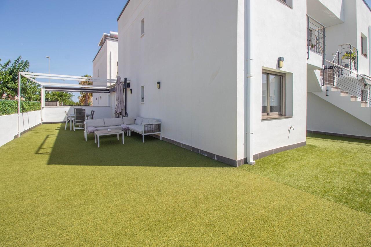 2 bedroom Bungalow for sale in Pilar de la Horadada
