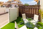 3 bedroom Rijtjes Huis te koop in Torrevieja