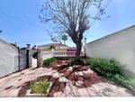 2 bedroom Bungalow for sale in Orihuela Costa