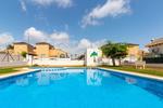 3 bedroom Rijtjes Huis te koop in Torrevieja