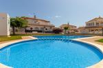 3 bedroom Rijtjes Huis te koop in Torrevieja