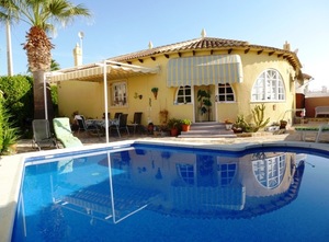 2 bedroom Villa for sale in Alicante
