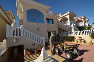 3 bedroom Villa for sale in Alicante