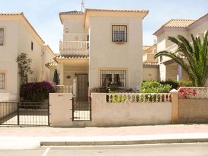 3 bedroom Villa for sale in Alicante