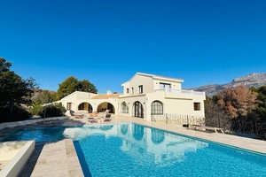 5 slaapkamer Villa te koop in Altea