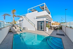 3 bedroom Villa for sale in Los Alcazares