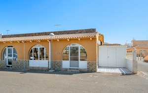 2 bedroom Villa for sale in Los Alcazares