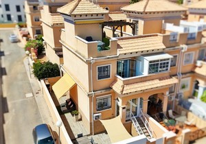 3 bedroom Villa for sale in Orihuela Costa