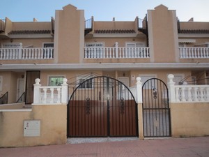2 bedroom Townhouse for sale in Las Filipinas