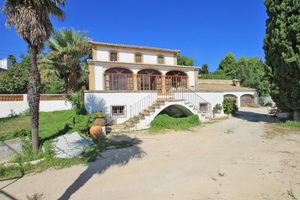 4 bedroom Finca for sale in Javea