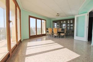 Piso de 4 dormitorios en venta en Javea