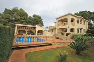 5 Slaapkamer Villa te koop in Javea