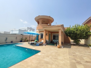 3 bedroom Villa for sale in Sucina