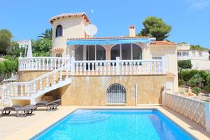Casa de 5 dormitorios en venta en Javea