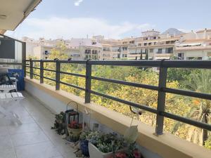 Piso de 4 dormitorios en venta en Javea