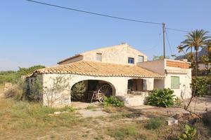 Finca de 3 dormitorio se vende en Javea