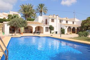 5 Slaapkamer Landhuis te koop in Javea